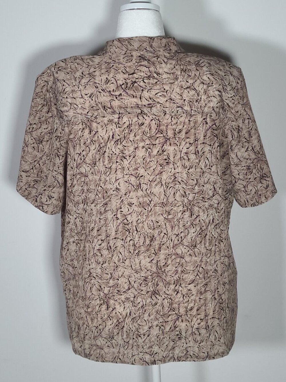 Donn Kenny Beige Tan Print Blouse Size 1X Short Sleeve - Picture 2 of 12